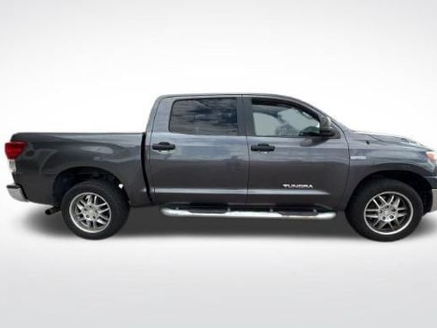 Used 2011 Toyota Tundra 2WD CrewMax w/ Tow Pkg image 5