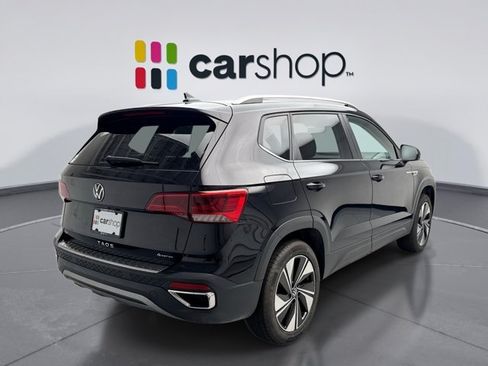Used 2024 Volkswagen Taos SE AWD/4WD image 5