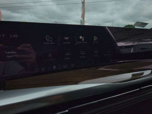 New 2026 Cadillac Escalade ESV Platinum Sport w/ LPO, ONYX Package image 21