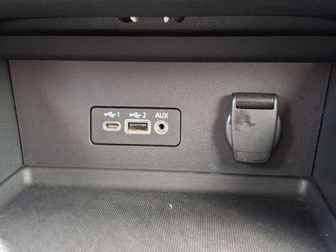 Certified 2023 Nissan Sentra SV FWD image 23