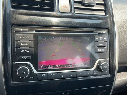 Used 2016 Nissan Versa Note SV FWD image 22