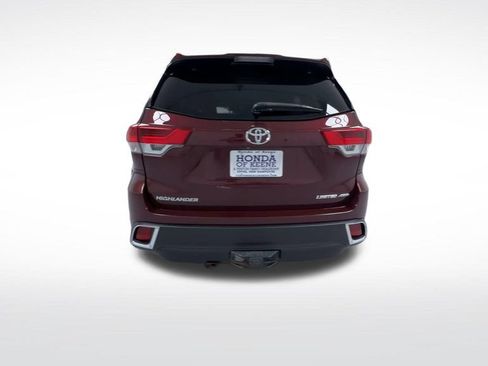 Used 2018 Toyota Highlander Limited Platinum AWD/4WD image 7