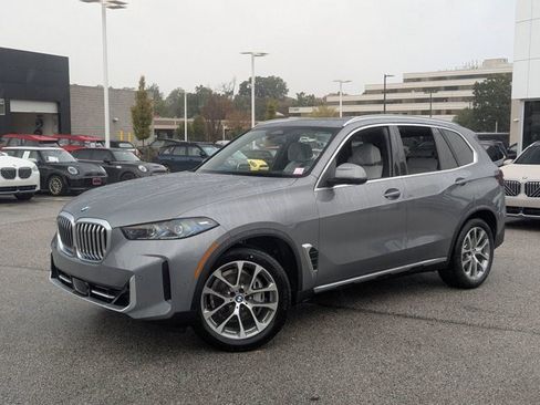 New 2026 BMW X5 xDrive40i w/ Climate Comfort Package image 1