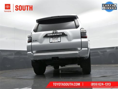 Used 2024 Toyota 4Runner TRD Off-Road image 37