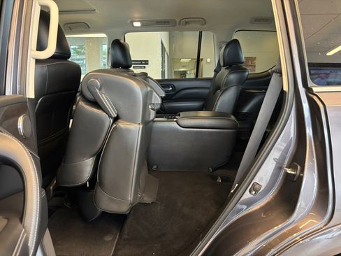 Used 2024 INFINITI QX80 Luxe AWD/4WD image 27