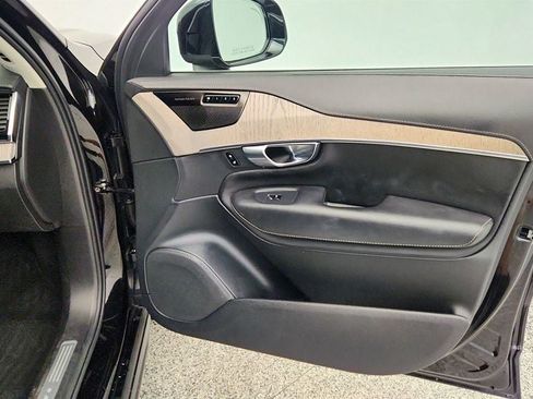 Used 2021 Volvo XC90 T6 Inscription w/ Climate Package image 28