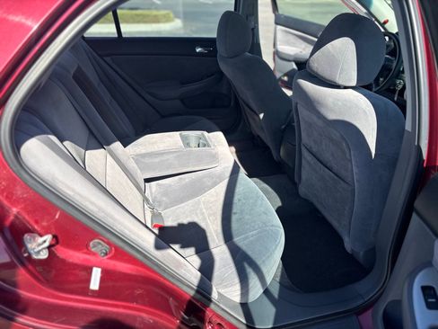 Used 2004 Honda Accord EX image 25