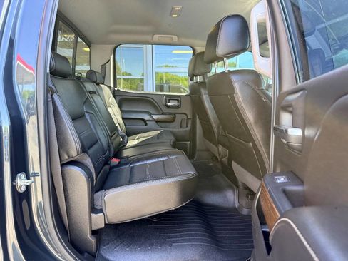 Used 2018 GMC Sierra 2500 Denali w/ Duramax Plus Package AWD/4WD image 36