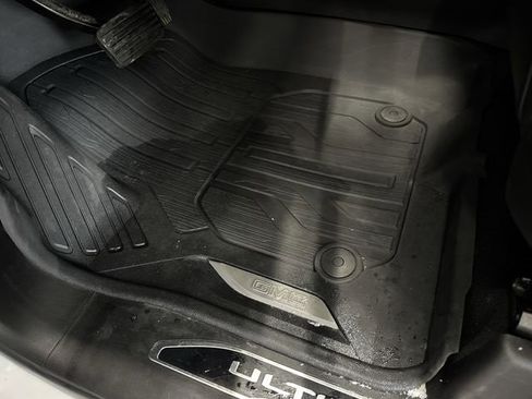 Certified 2024 GMC Sierra 2500 Denali Ultimate image 36