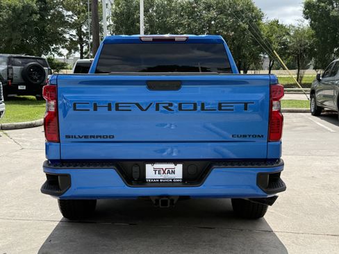 Used 2025 Chevrolet Silverado 1500 Custom w/ Turbomax Blackout Package RWD image 6