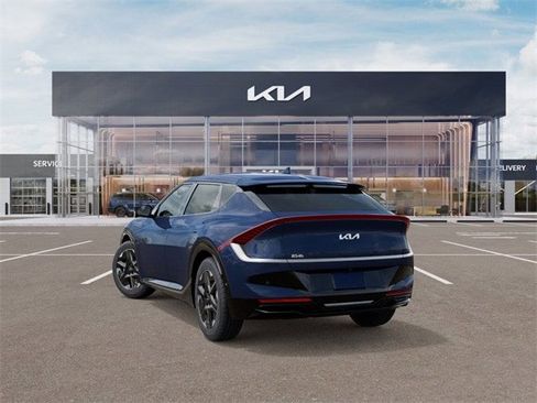 New 2025 Kia EV6 image 4