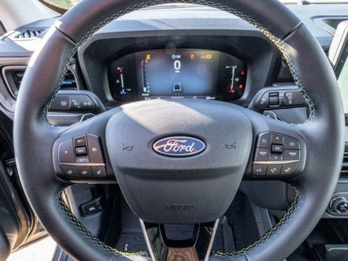 New 2025 Ford Maverick Lobo image 80