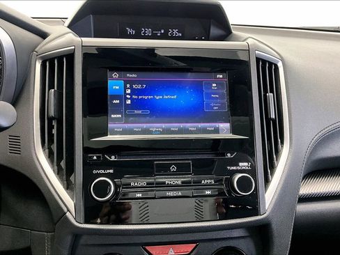 Used 2019 Subaru Crosstrek 2.0i Premium w/ Moonroof Package AWD/4WD image 6