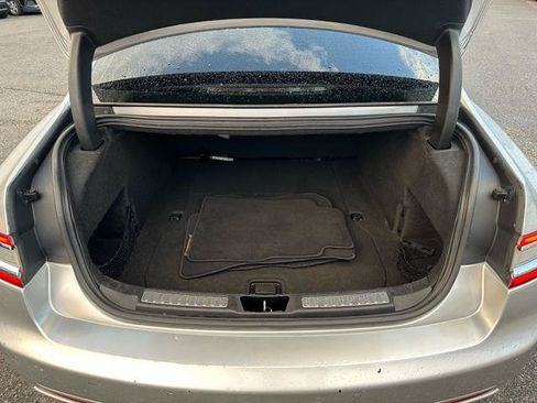 Used 2018 Lincoln Continental Premiere FWD image 8