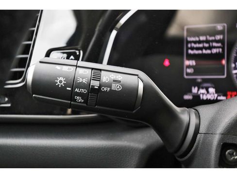 Used 2025 Lexus NX 250 FWD image 17