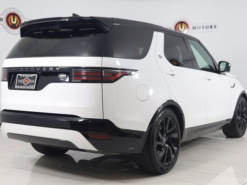 Used 2023 Land Rover Discovery S R-Dynamic image 3