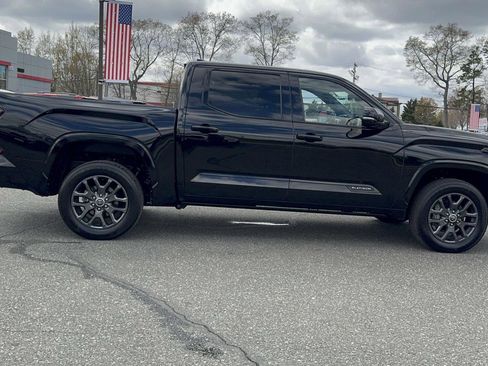 Used 2023 Toyota Tundra Platinum image 3