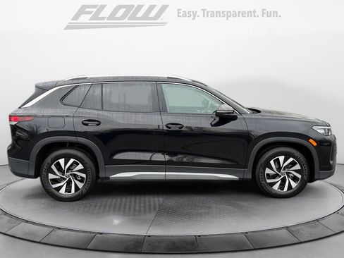 New 2026 Volkswagen Tiguan S image 8