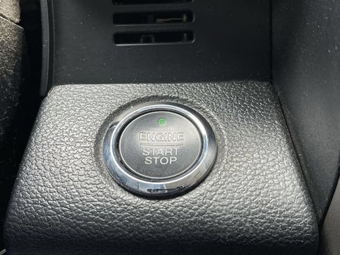 Used 2017 Ford F150 Lariat AWD/4WD image 31