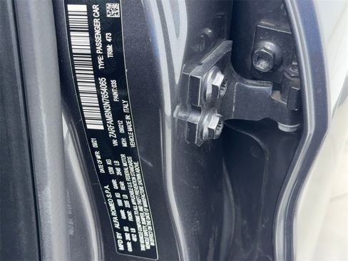 Used 2022 Alfa Romeo Giulia Veloce image 59