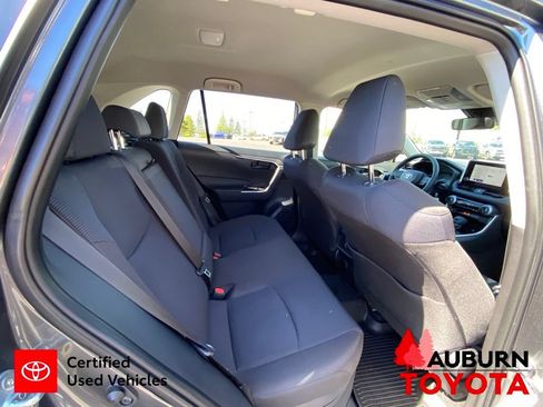 Certified 2025 Toyota RAV4 LE AWD/4WD image 18
