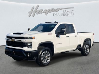 Used 2024 Chevrolet Silverado 2500 Custom w/ Custom Value Package