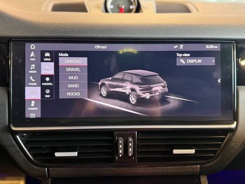 Used 2019 Porsche Cayenne S AWD/4WD image 32