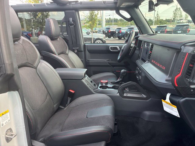 New 2026 Ford Bronco Raptor w/ Interior Carbon Fiber Pack AWD/4WD image 30