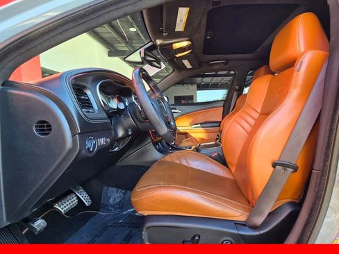 Used 2022 Dodge Charger SRT Hellcat w/ Harman/Kardon Audio Group image 4