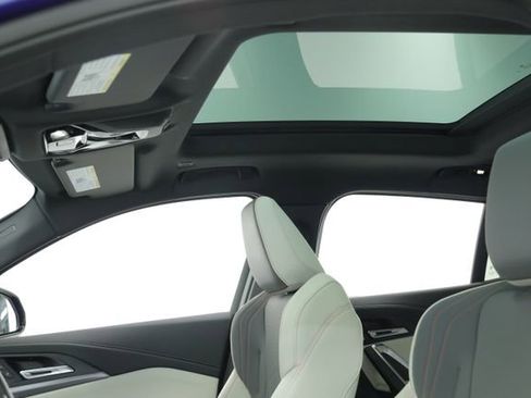 Used 2024 BMW X2 M35i w/ Premium Package image 31