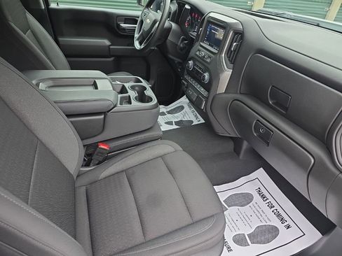 Used 2025 Chevrolet Silverado 2500 Custom w/ Custom Value Package AWD/4WD image 19