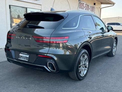 Used 2025 Genesis GV70 2.5T AWD/4WD image 4