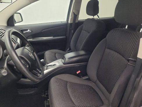 Used 2017 Dodge Journey SE FWD image 17