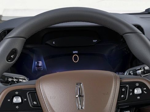 New 2026 Lincoln Aviator Reserve AWD/4WD image 13