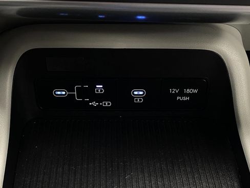 Certified 2025 Hyundai Kona SEL AWD/4WD image 25
