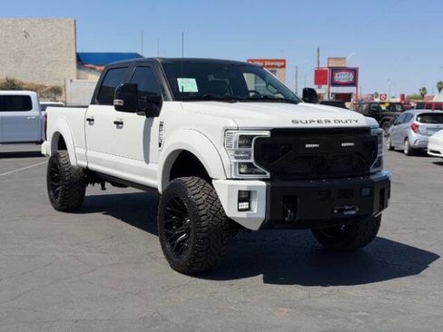 Used 2022 Ford F250 Platinum AWD/4WD image 1