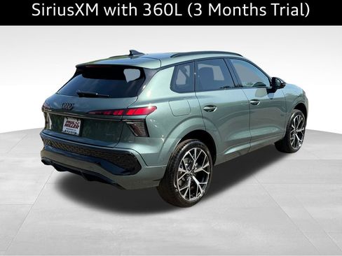 Used 2026 Audi Q3 quattro 2.0T w/ 20" Wheel Package AWD/4WD image 9