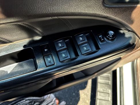 Used 2022 GMC Canyon Denali AWD/4WD image 13