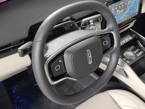 New 2026 Lincoln Nautilus Premier AWD/4WD image 23