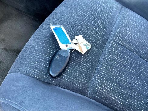 Used 2010 Nissan Altima 2.5 S w/ Convenience Pkg image 16