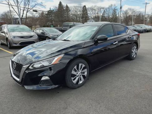 Used 2019 Nissan Altima 2.5 S image 4