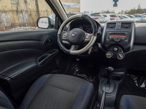 Used 2012 Nissan Versa SV w/ Convenience Pkg image 38