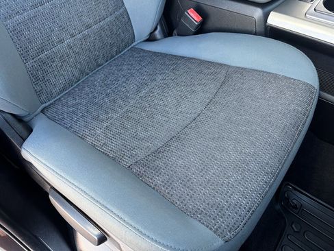 Used 2015 RAM 2500 Big Horn image 30