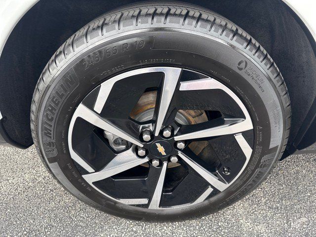 Used 2025 Chevrolet Equinox EV LT w/ Convenience Package FWD image 10