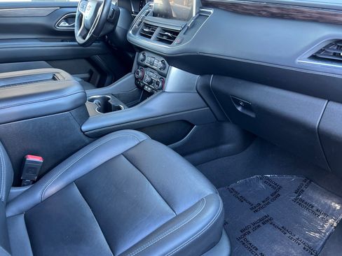 Used 2022 Chevrolet Tahoe Z71 image 13