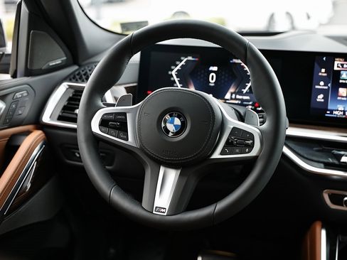 New 2026 BMW X6 xDrive40i w/ Climate Comfort Package image 27