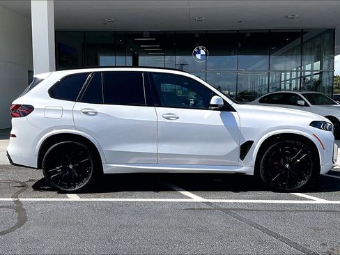 Used 2026 BMW X5 sDrive40i w/ M Sport Package image 33