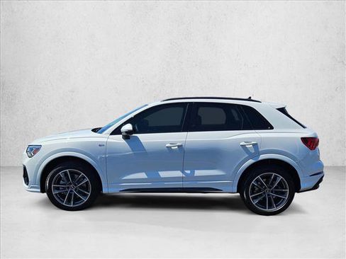Used 2025 Audi Q3 2.0T Premium AWD/4WD image 9