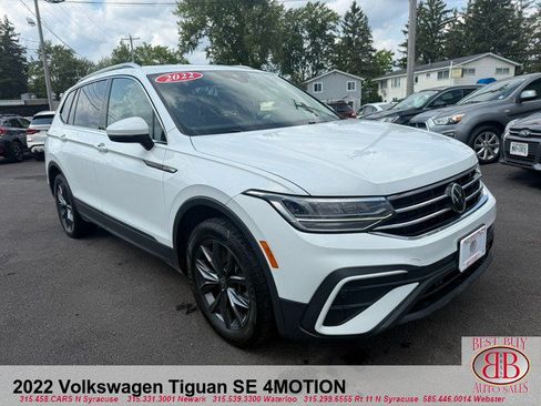 Used 2022 Volkswagen Tiguan SE AWD/4WD image 1