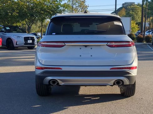 New 2026 Lincoln Corsair Premiere image 4